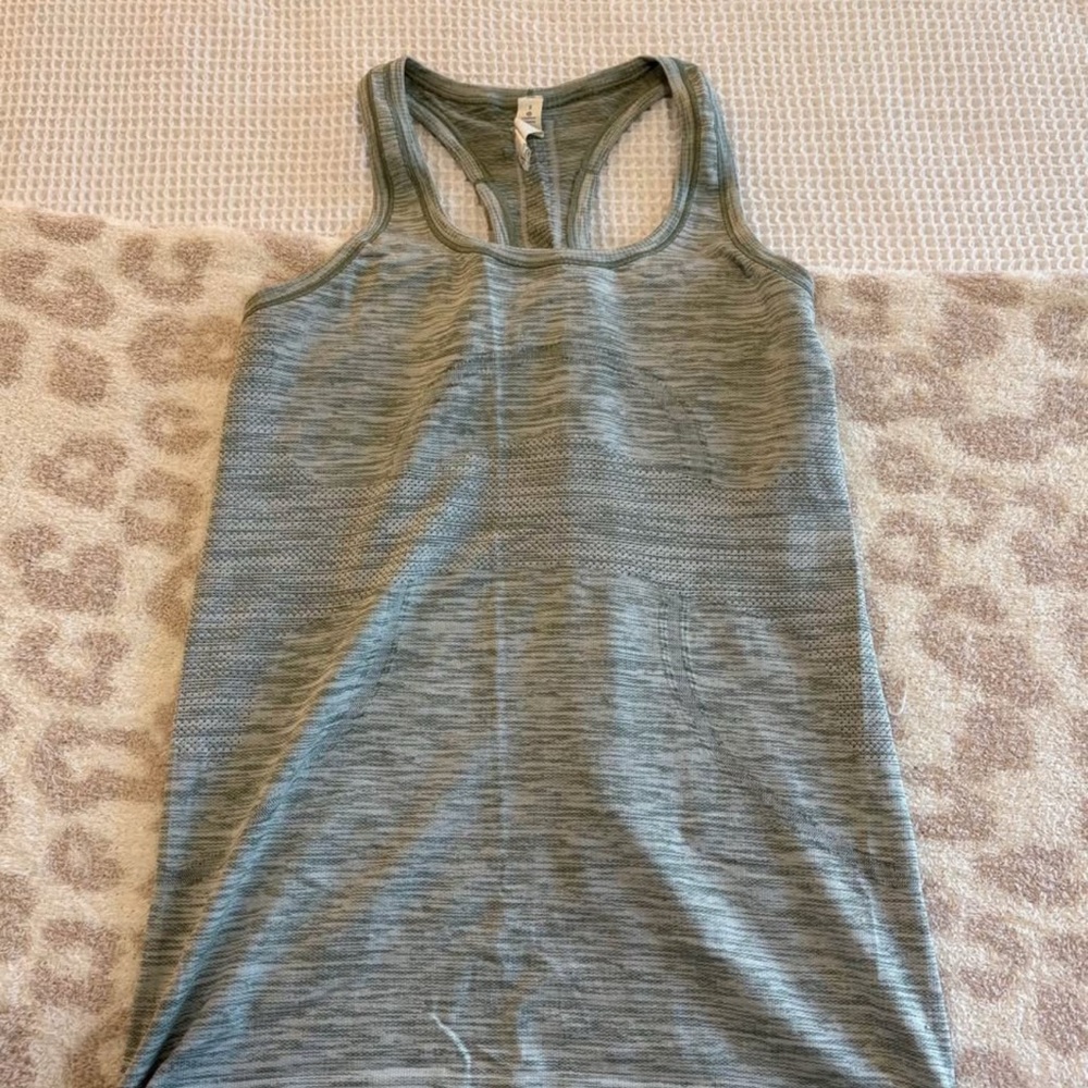 Lululemon Swiftly Tech Tank, Green, Size 8